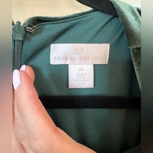 Velvet green dress with leg slit